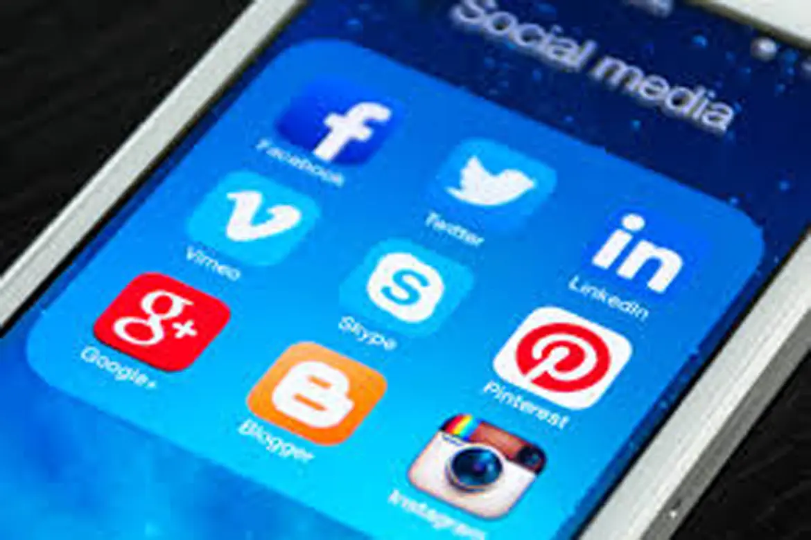 Social media, Qualcom